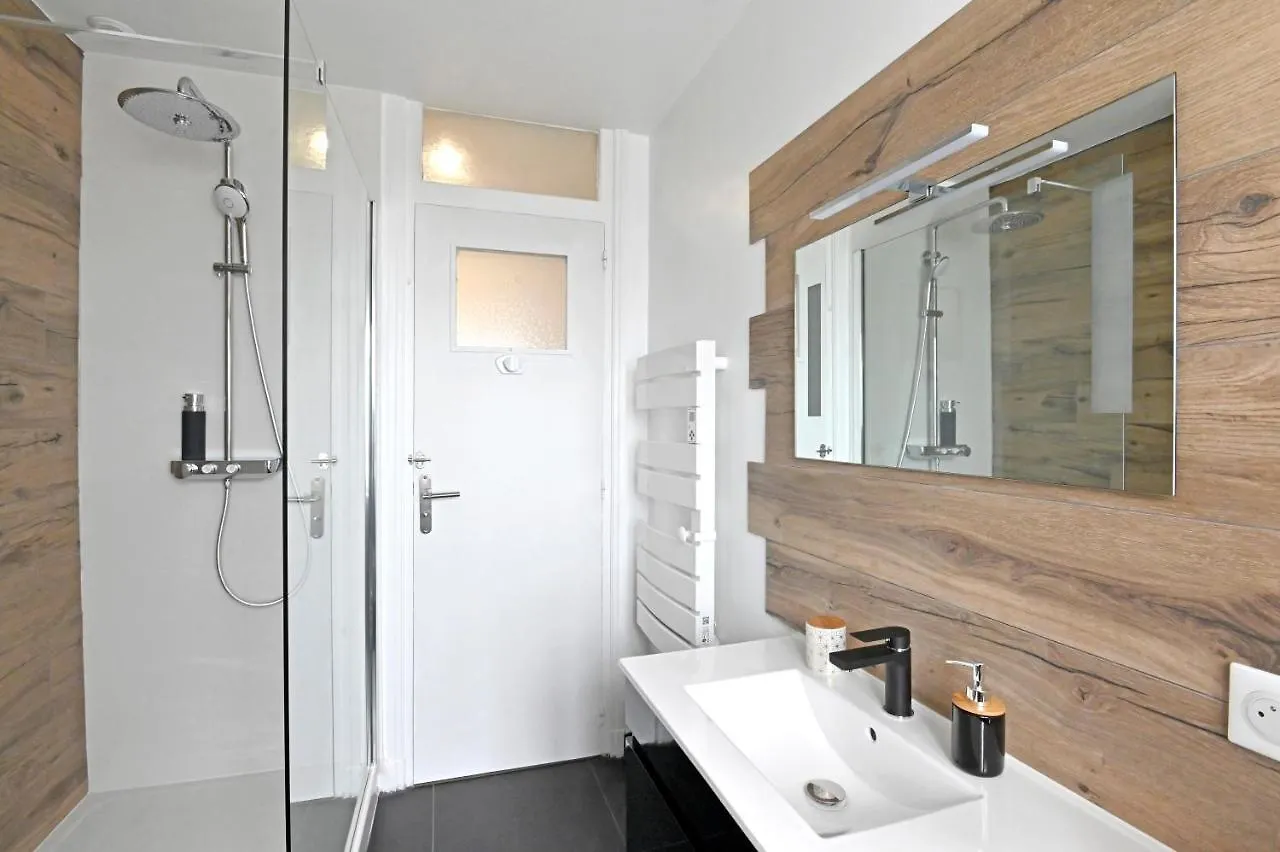Hypercentre - Calme Et Lumineux. Aufildelorient Apartment Lorient
